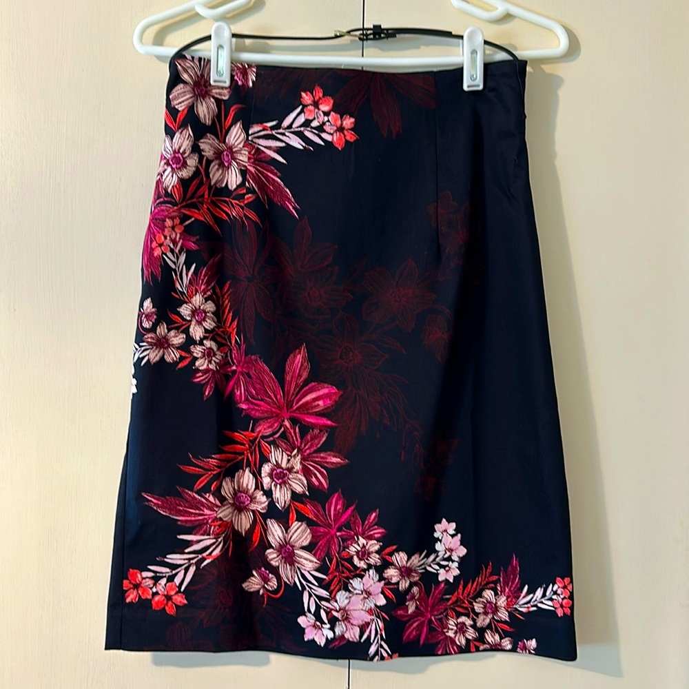 Worthington Floral Pencil Skirt